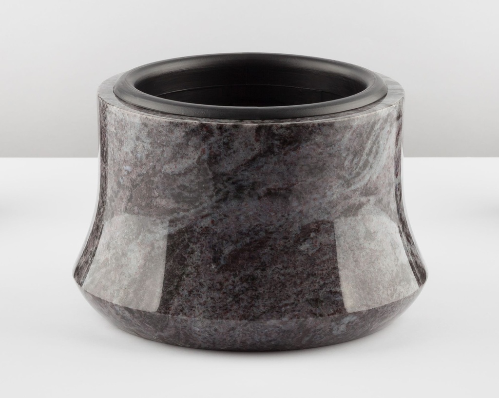 Granit-Schale für Grabmal M22-23/14