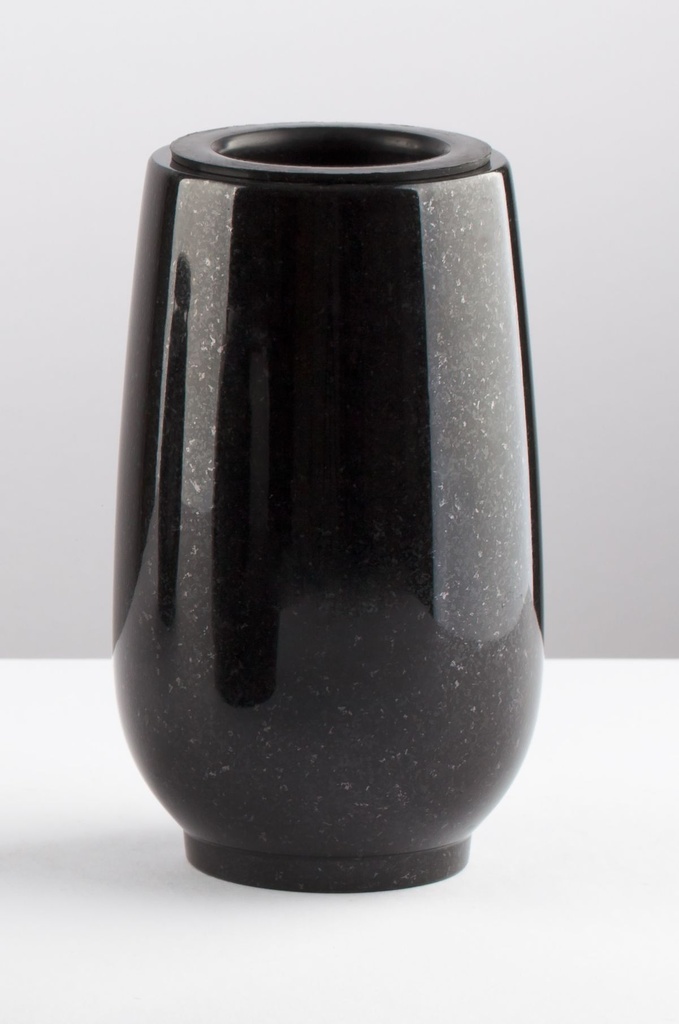 Granitvase V42